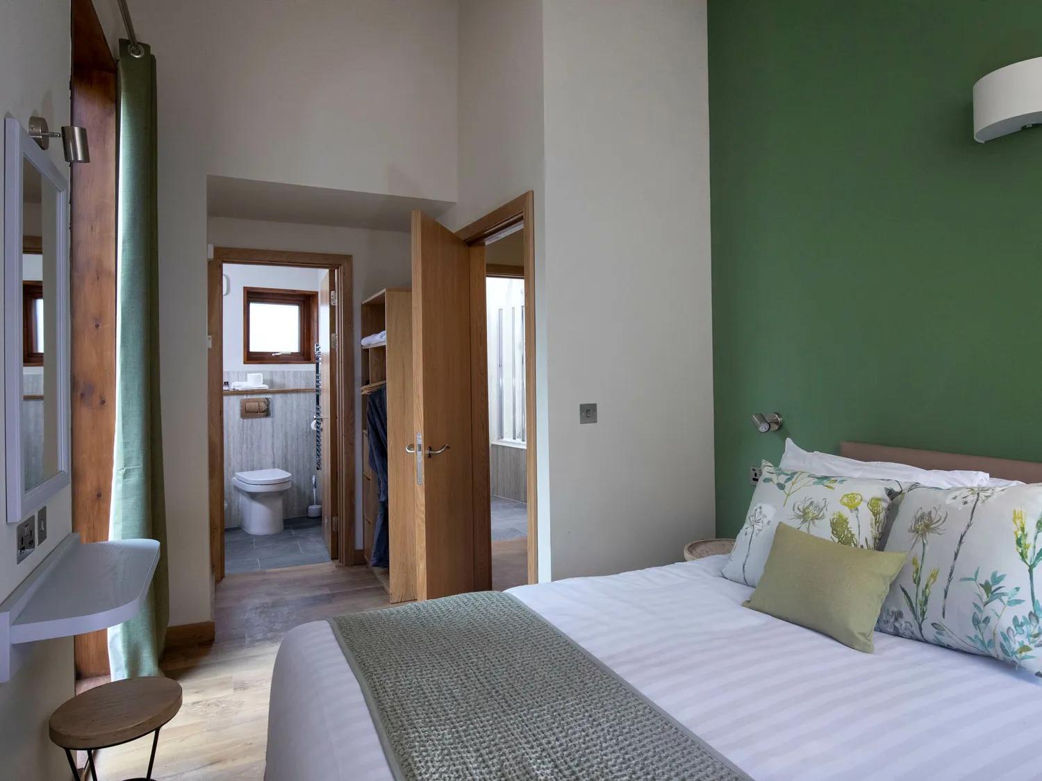 Delamere Forest Cabins - Forest Holidays Mouldsworth エクステリア 写真
